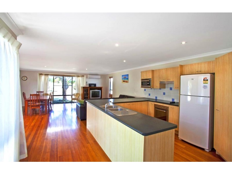 12 Marine Parade, Agnes Water QLD 4677