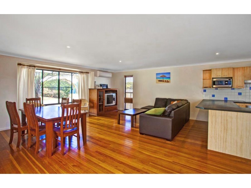 12 Marine Parade, Agnes Water QLD 4677