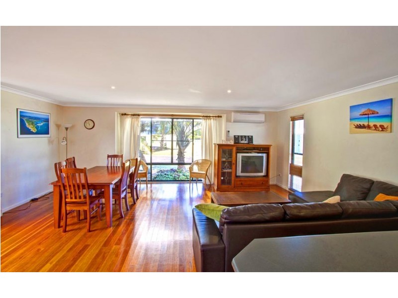 12 Marine Parade, Agnes Water QLD 4677