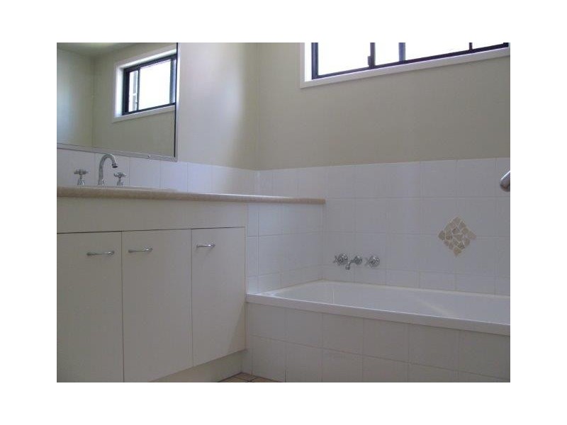 Unit 3/27 Sunlover Avenue, Agnes Water QLD 4677