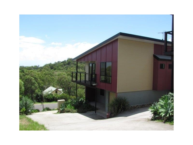 Unit 3/27 Sunlover Avenue, Agnes Water QLD 4677