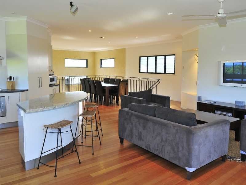 30 Agnes Street, Agnes Water QLD 4677