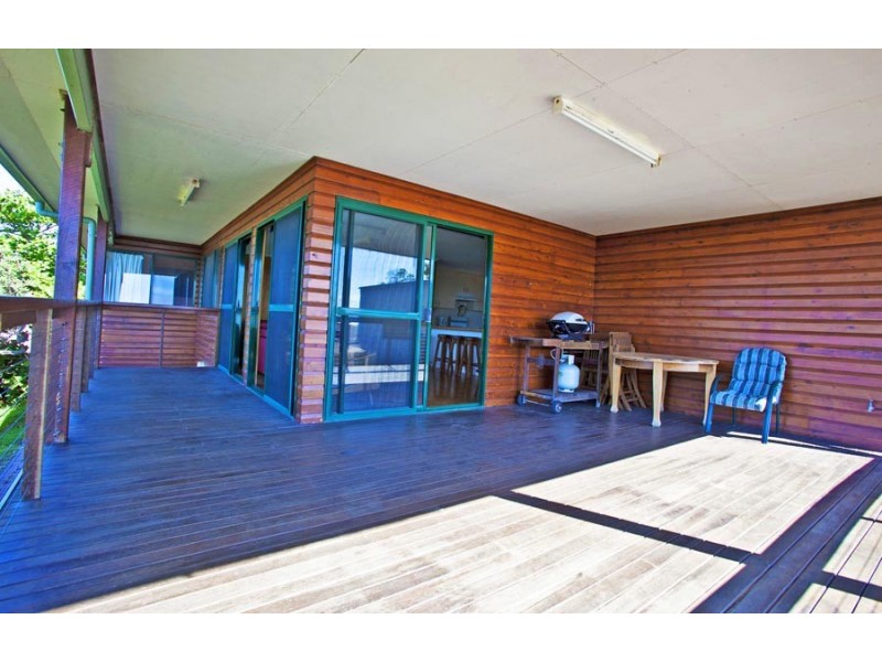 4 Banks Drive, Seventeen Seventy QLD 4677