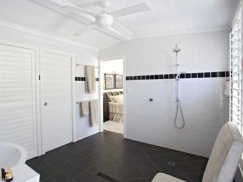 9 Barton Street, Seventeen Seventy QLD 4677