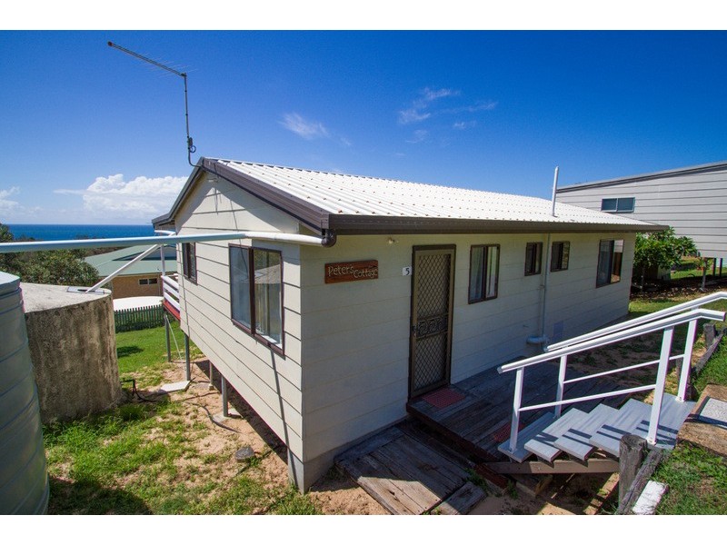 5 Banks Drive, Seventeen Seventy QLD 4677