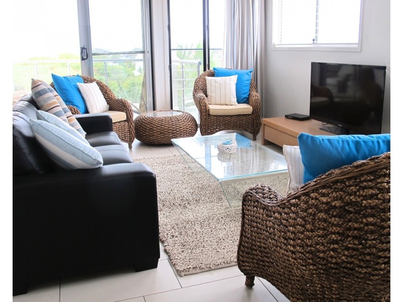 3/2 Dolphin Court, Agnes Water QLD 4677