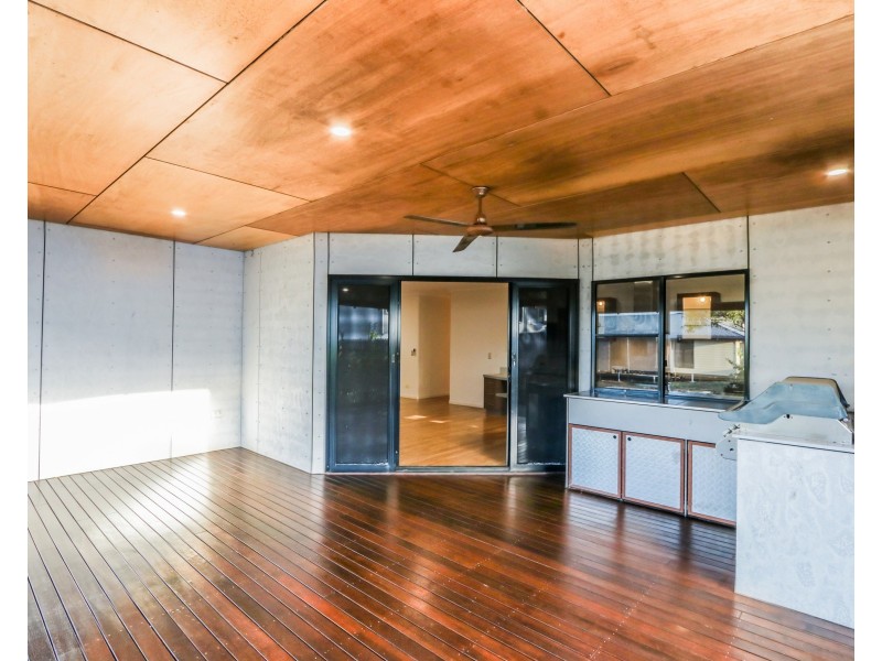 4 Seascape Close, Agnes Water QLD 4677