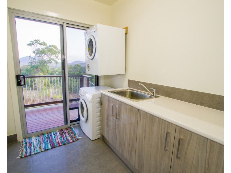 90 Seaspray Drive, Agnes Water QLD 4677