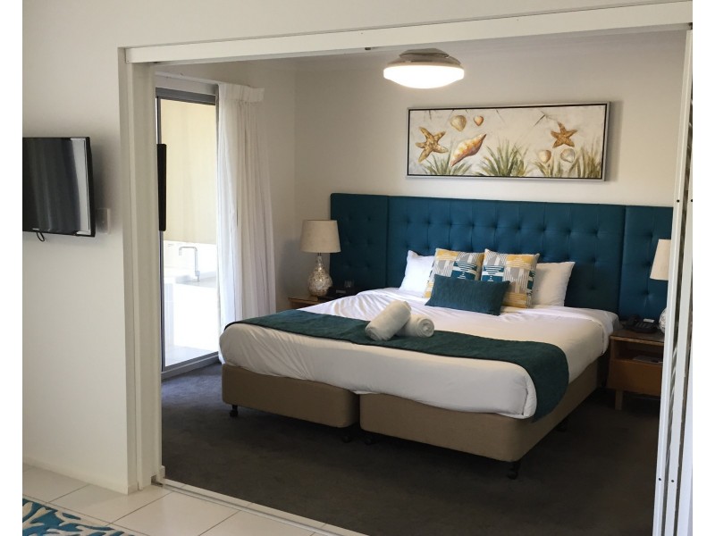 5/1 Beaches Village Circuit, Agnes Water QLD 4677