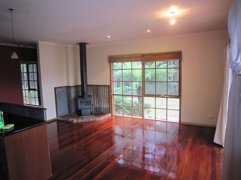 140 Edenvale Crescent, Kinglake West VIC 3757