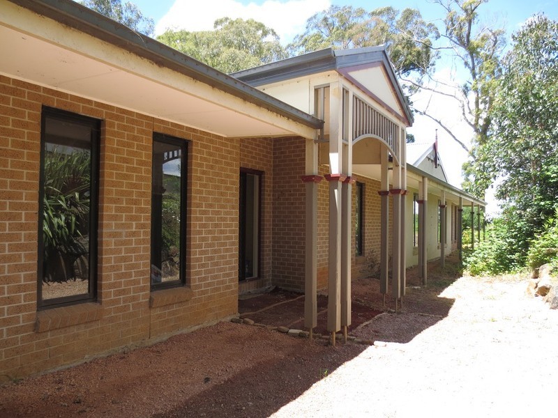 28 ward street, Kinglake Central VIC 3757