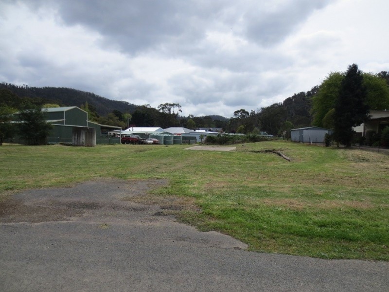 14 Riverside Cresent, Flowerdale VIC 3658