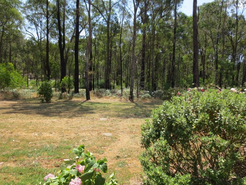 140 Edenvale cresent, Kinglake West VIC 3757