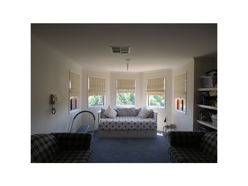 24 Oak Street, Whittlesea VIC 3757
