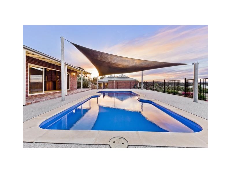 38 Baden Drive, Wandong VIC 3758