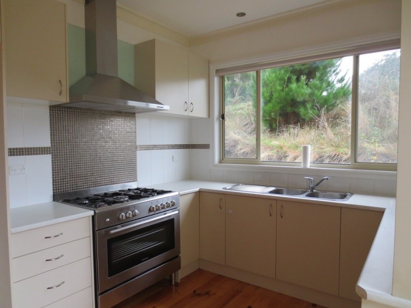 13 James, Kinglake VIC 3763