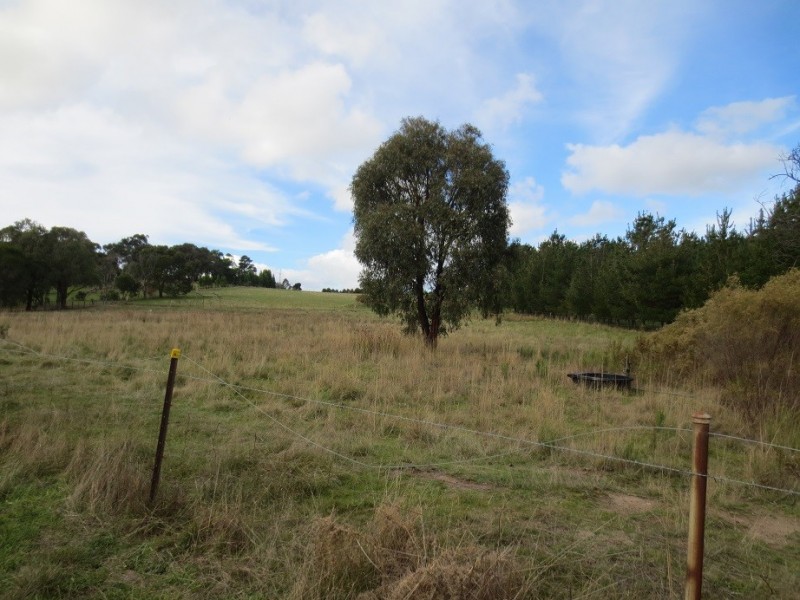 24 Eighteenth Avenue, Eden Park VIC 3757