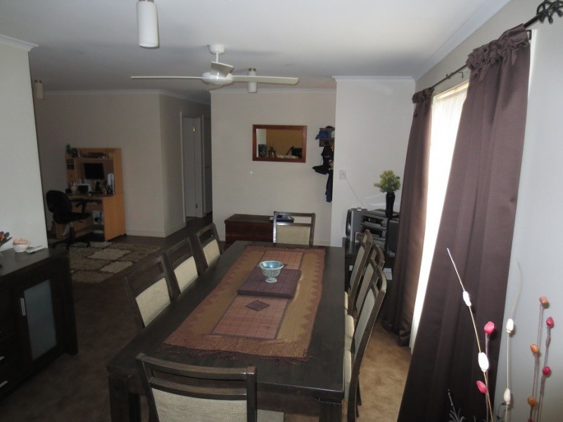 17 Dry creek crescent, Wandong VIC 3758