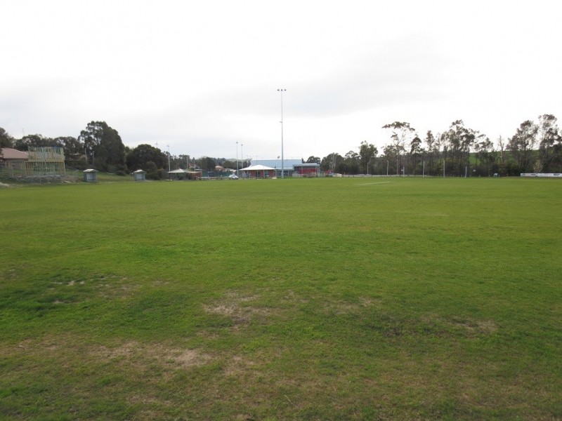 17 Dry creek crescent, Wandong VIC 3758