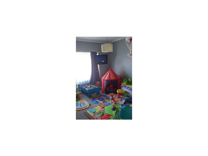 34 Riverside Crescent, Hazeldene VIC 3658