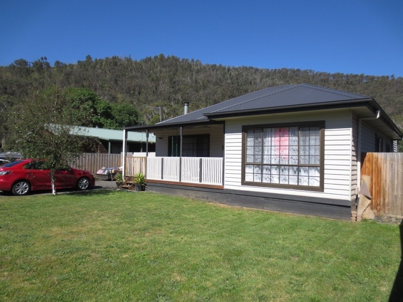 34 Riverside Crescent, Hazeldene VIC 3658