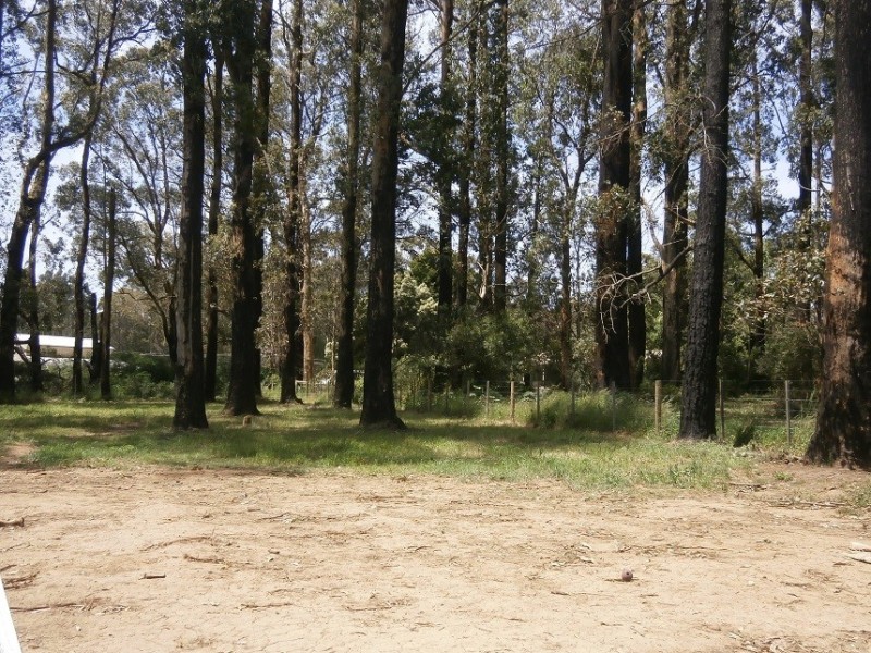 2 Mervyn street, Kinglake VIC 3763