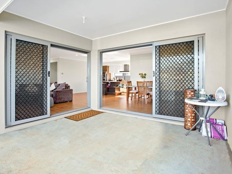 50 Lady Guinevere Circuit, Murrumba Downs QLD 4503