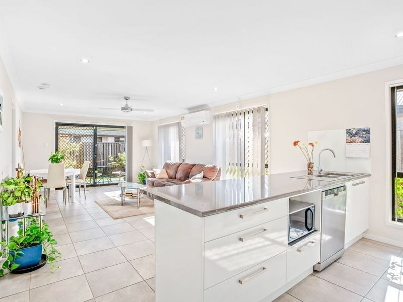 42 Baptisia Circuit, Caboolture QLD 4510