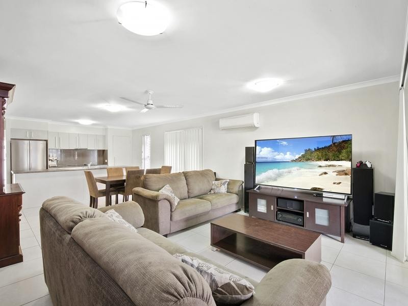 15 Magnetic Terrace, North Lakes QLD 4509
