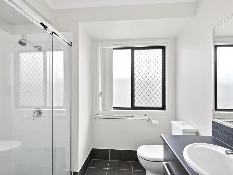 15 Magnetic Terrace, North Lakes QLD 4509