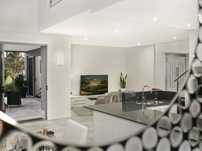 38 Nicklaus Parade, North Lakes QLD 4509