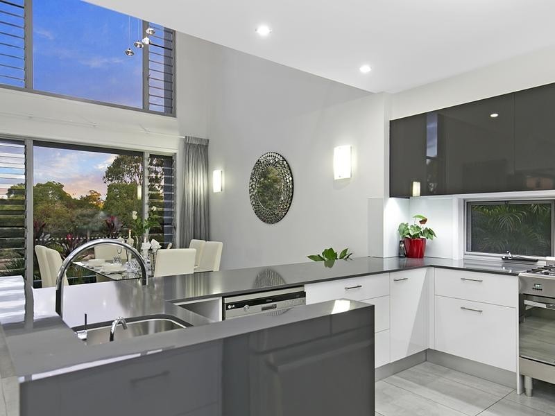 38 Nicklaus Parade, North Lakes QLD 4509