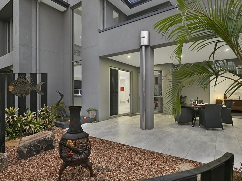 38 Nicklaus Parade, North Lakes QLD 4509