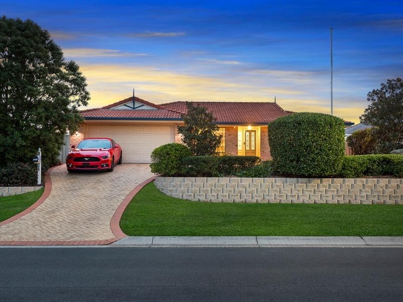 19 Vibrant Court, Dakabin QLD 4503