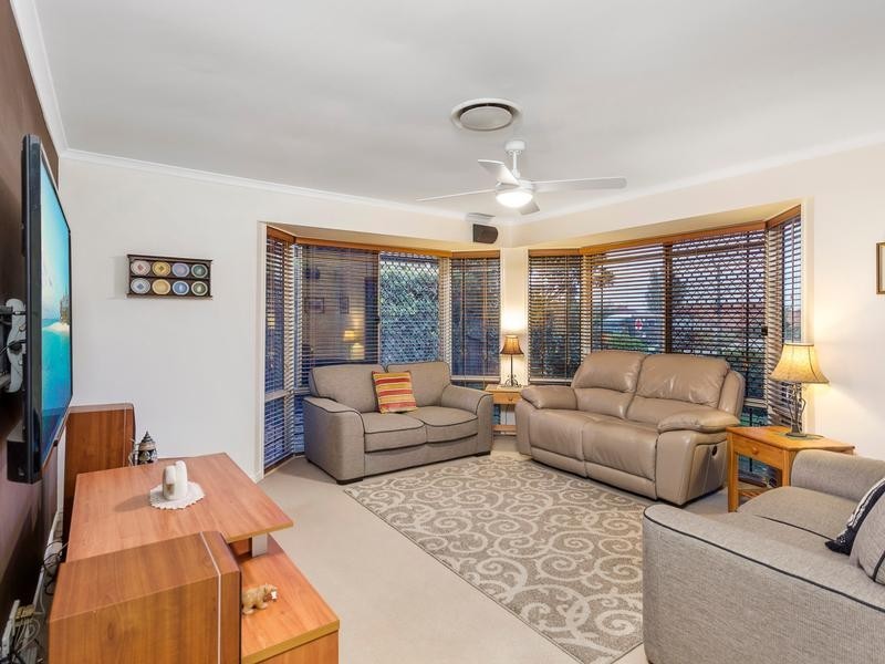 19 Vibrant Court, Dakabin QLD 4503