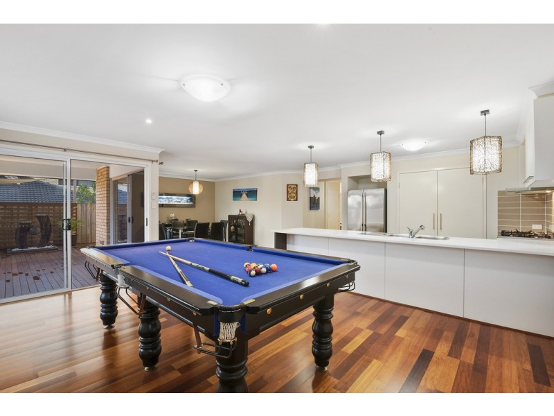 4 Foambark Street, North Lakes QLD 4509