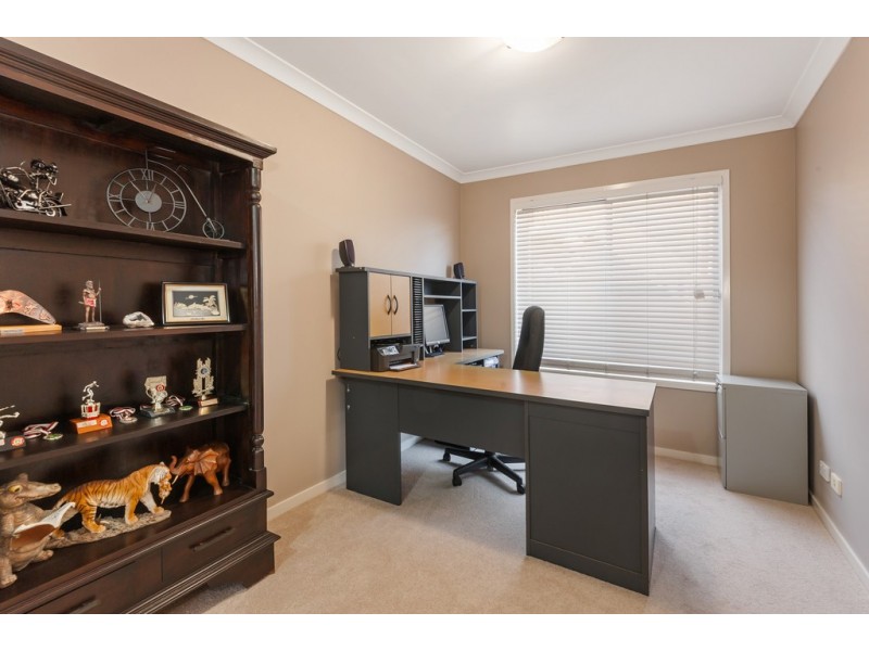 4 Foambark Street, North Lakes QLD 4509
