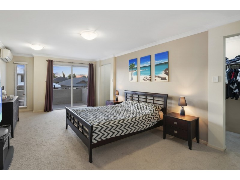 4 Foambark Street, North Lakes QLD 4509