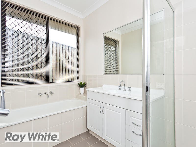 12 Gleeson Street, North Lakes QLD 4509