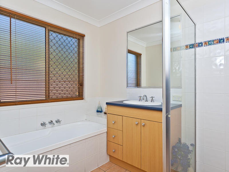 18 Swords Parade, North Lakes QLD 4509