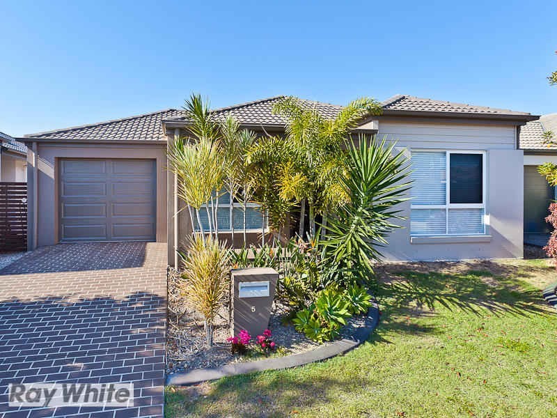 5 Freeman Street, North Lakes QLD 4509