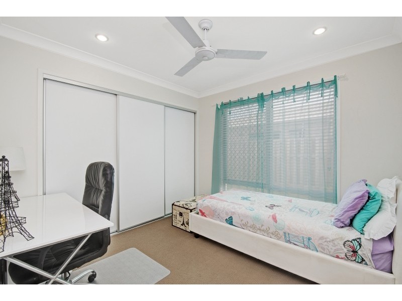 16 Fodora Place, Burpengary QLD 4505