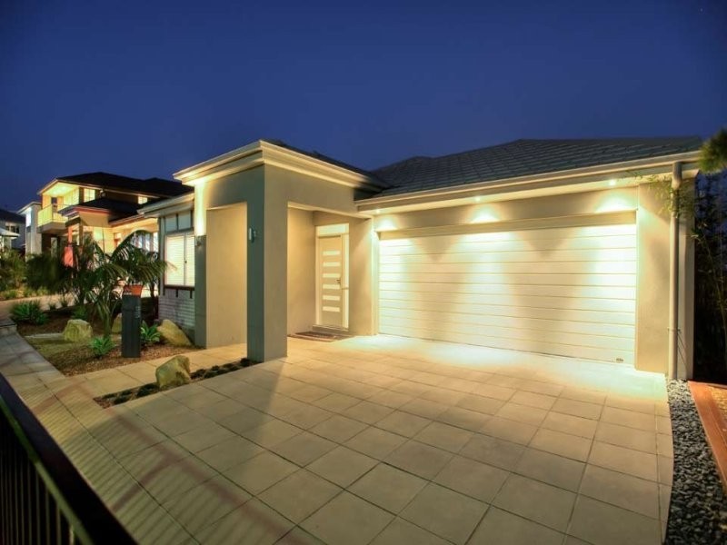 37 Forrestal Circuit, North Lakes QLD 4509