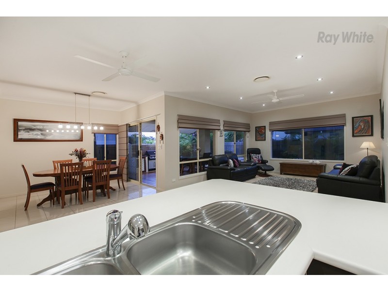 8 Burgan Place, North Lakes QLD 4509