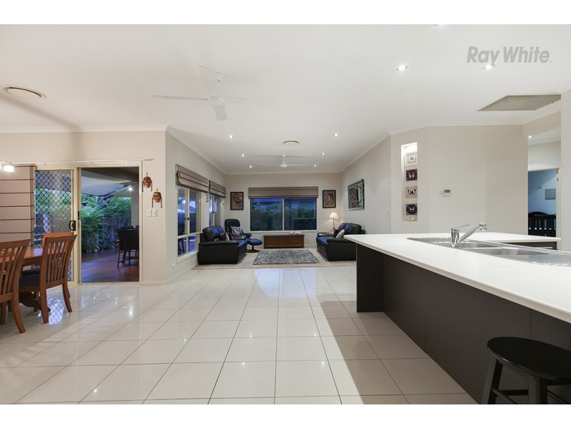 8 Burgan Place, North Lakes QLD 4509