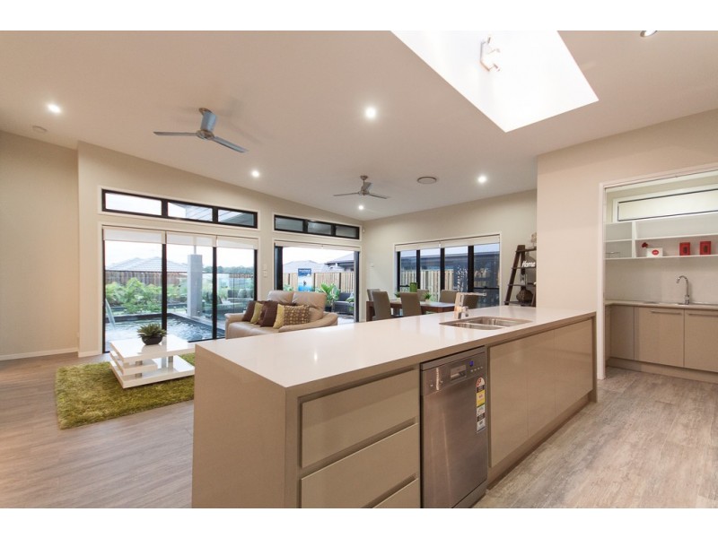 7 Wolfe Street, North Lakes QLD 4509