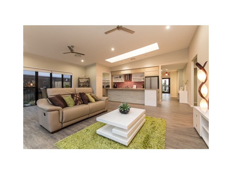 7 Wolfe Street, North Lakes QLD 4509