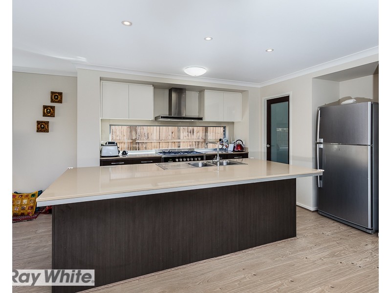 79 Mapleton Drive, North Lakes QLD 4509