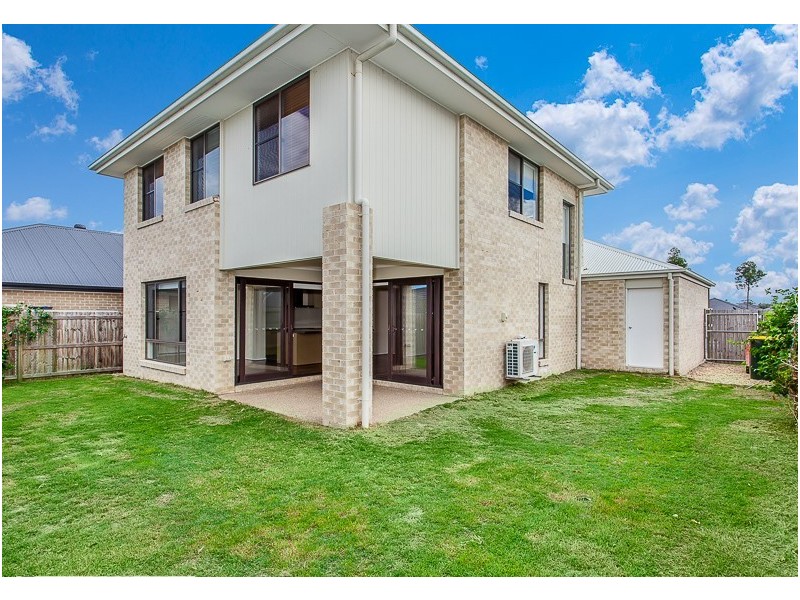 8 Wallarah Parade, North Lakes QLD 4509