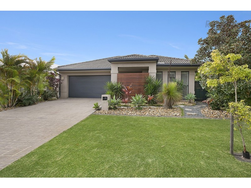 20 Thomson Close, North Lakes QLD 4509